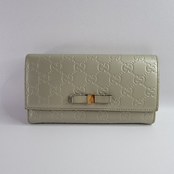 Gucci Handbags - GUCCI Ssima GG Logo Ribbon Leather Long Wallet. EUC